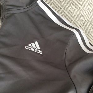 Adidas sweater